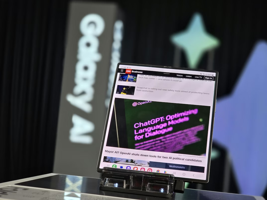 Korean Semiconductor Giant Samsung Hits $1 Trillion Market Cap