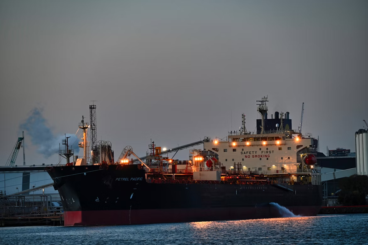 CapeCapitalGroup | Iran hold Strait of Hormuz Hostage
